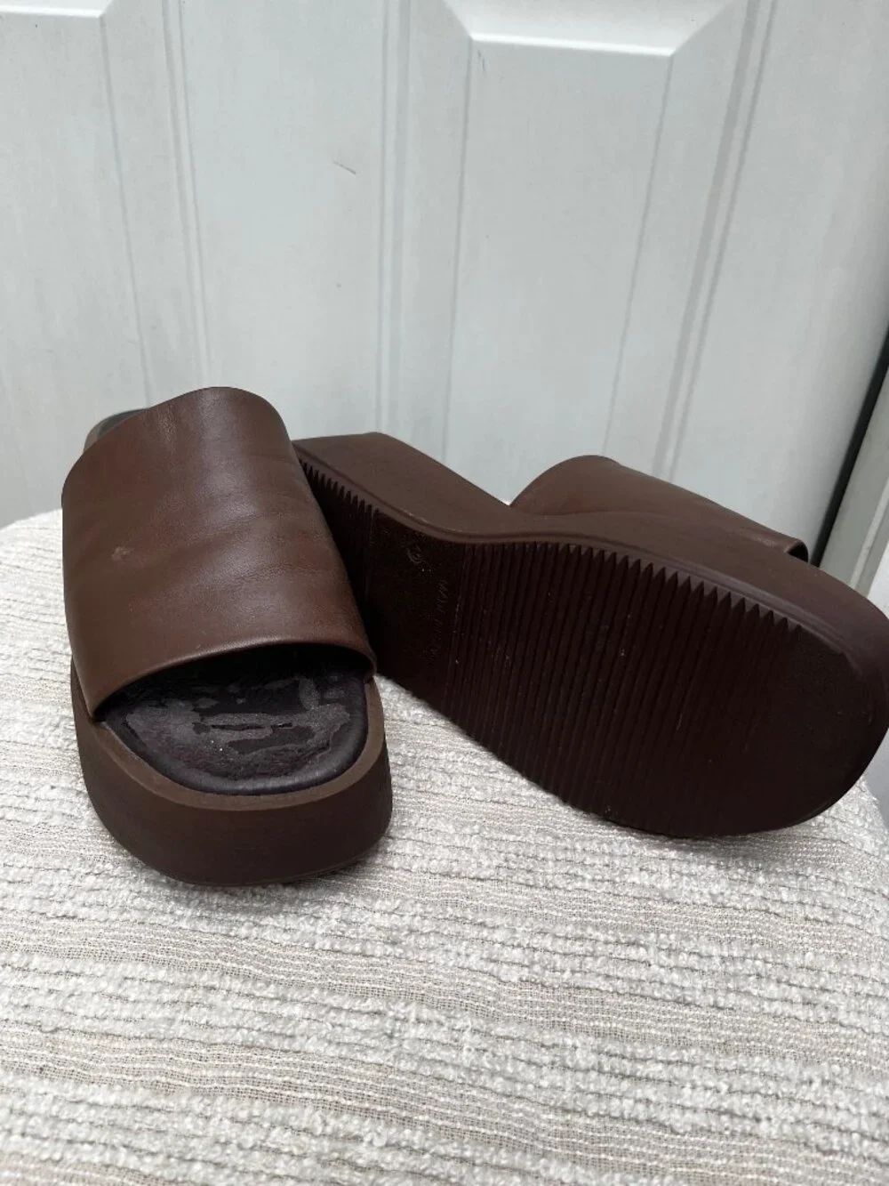 Anthropology Leather Platform Slides Sandals Size 40 (US 9 - 9.5)